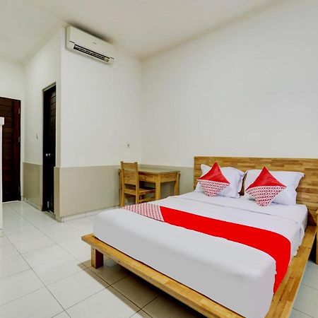 Oyo Flagship 90754 Alamanda Guesthouse Denpasar Extérieur photo