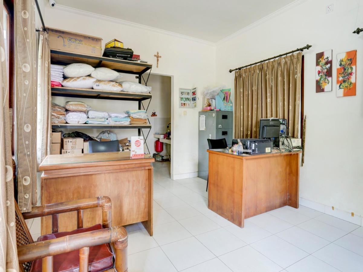 Oyo Flagship 90754 Alamanda Guesthouse Denpasar Extérieur photo