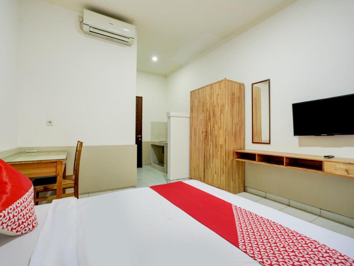 Oyo Flagship 90754 Alamanda Guesthouse Denpasar Extérieur photo